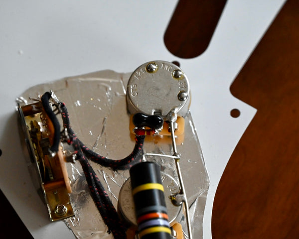 Stratocasterタイプギター用アッセンブリー一式/Fender純正パーツ使用